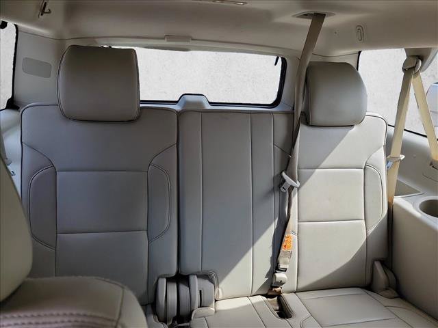 Used 2018 GMC Yukon XL Denali w/ Open Road Package RWD image 17