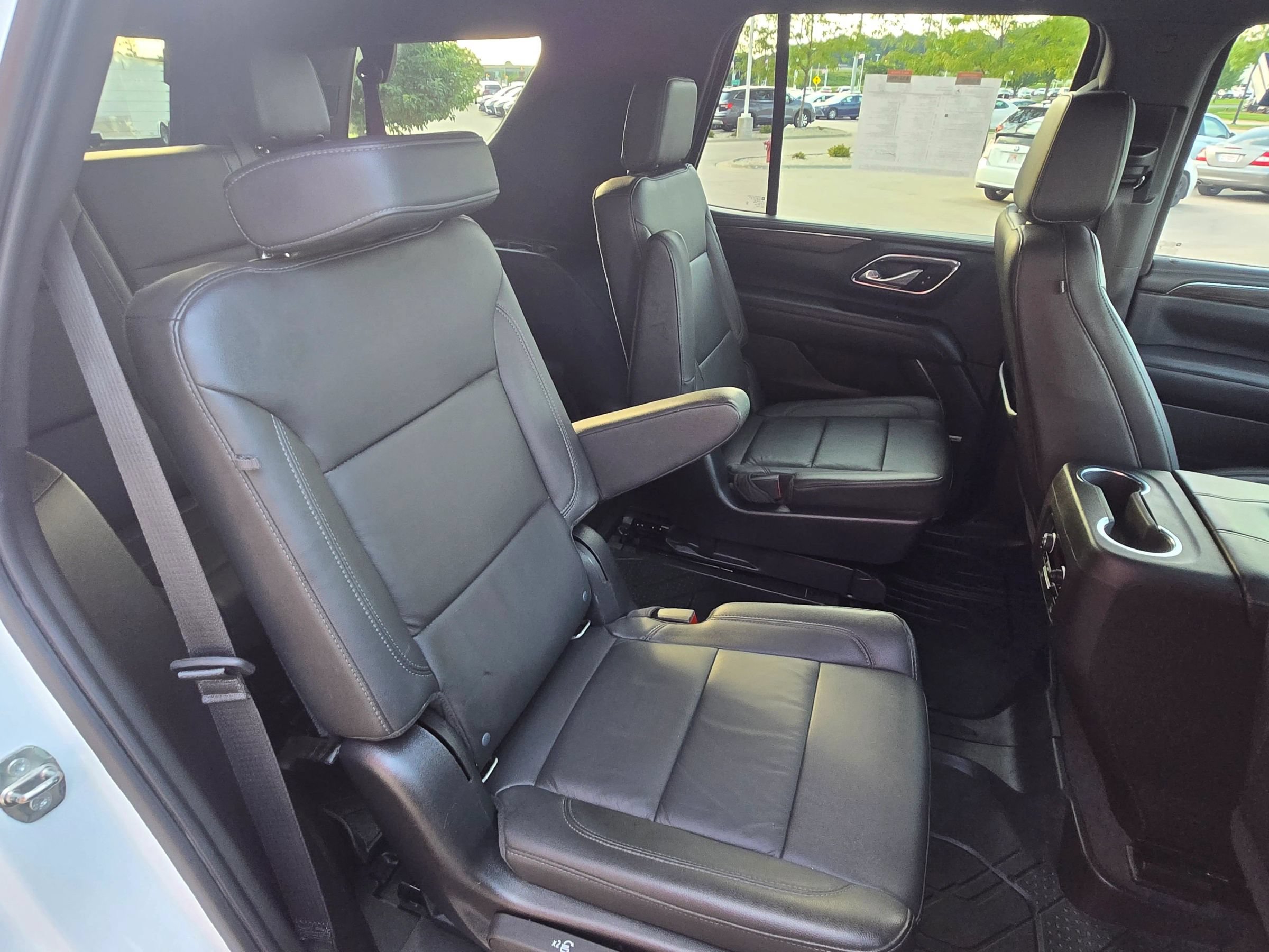 Used 2021 Chevrolet Tahoe LT w/ LT Signature Plus Package AWD/4WD image 9