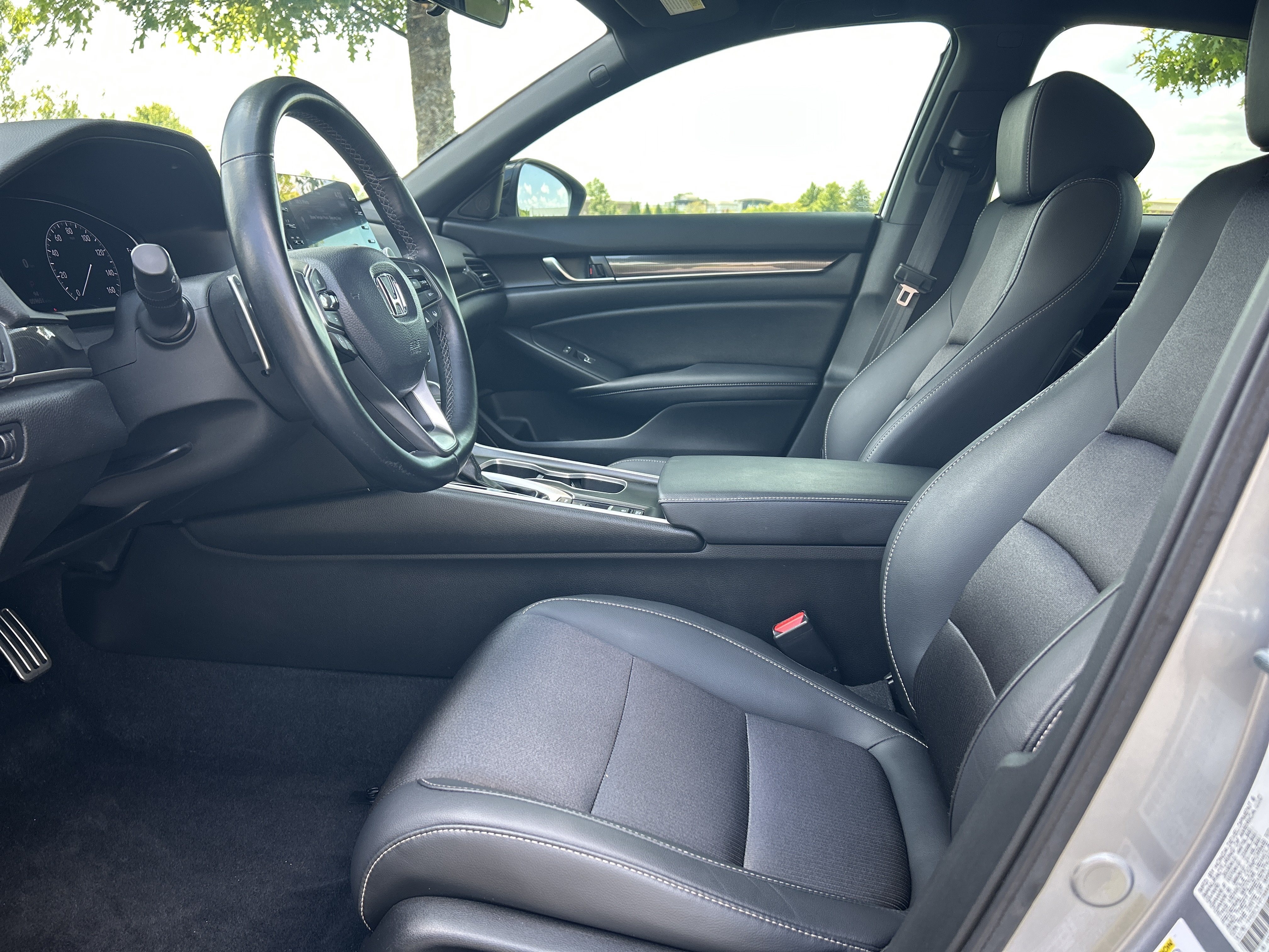 Used 2021 Honda Accord Sport image 24