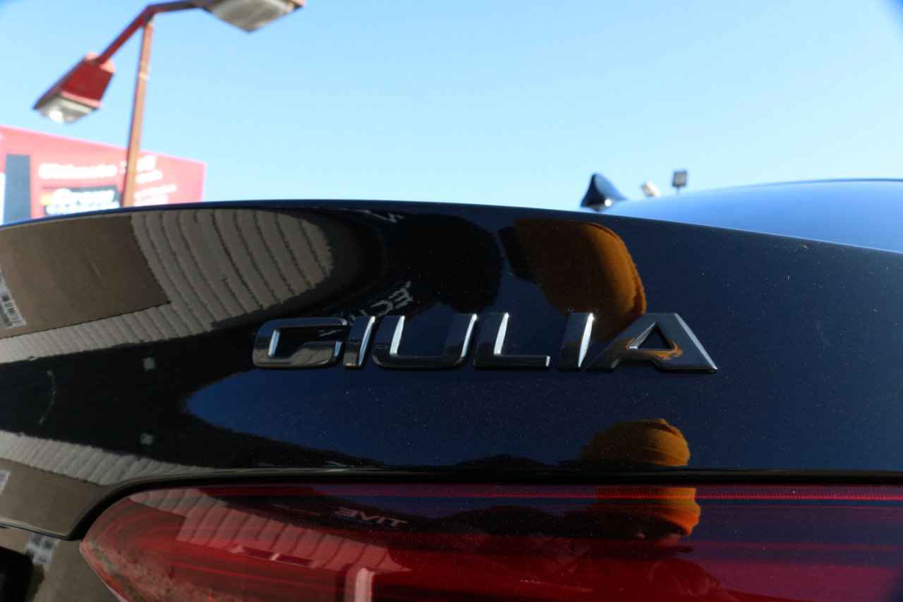 Used 2021 Alfa Romeo Giulia Ti w/ Nero Edizione image 15