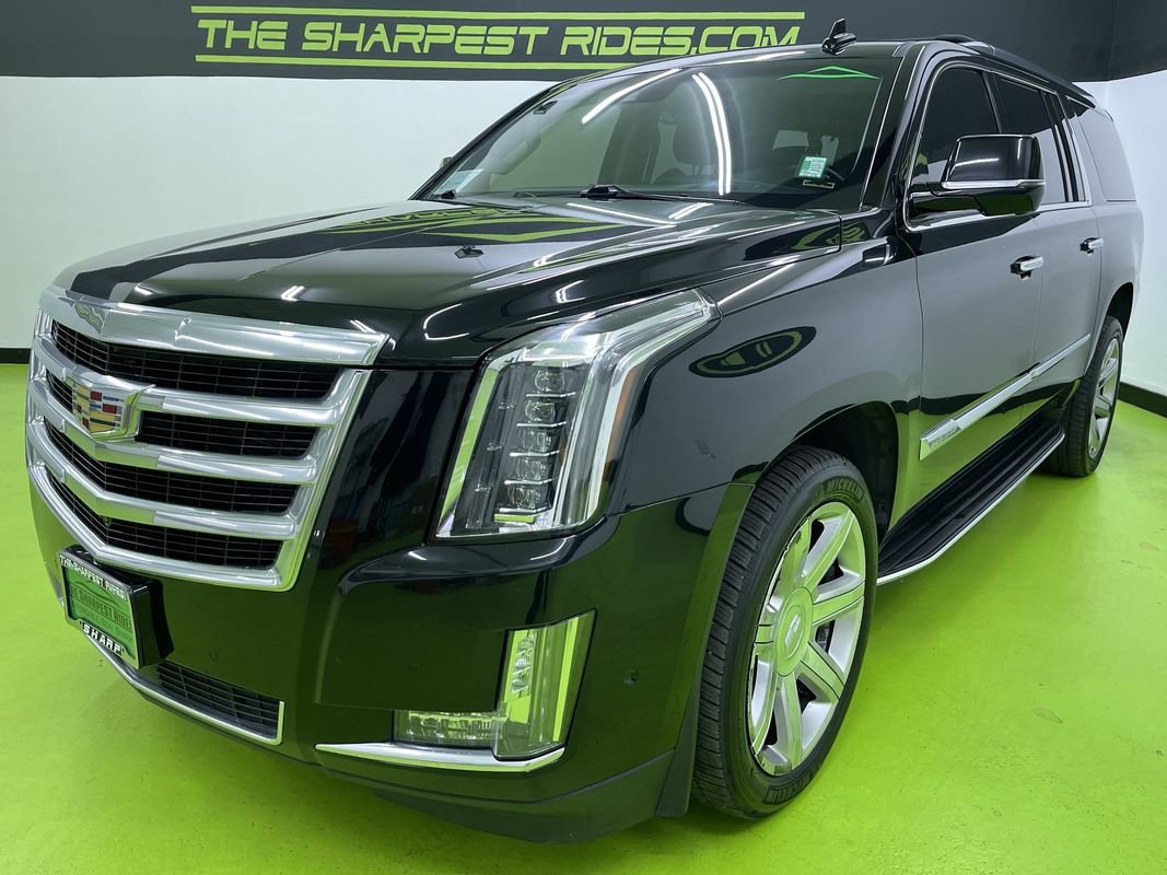 Used 2017 Cadillac Escalade ESV Premium Luxury AWD/4WD image 5
