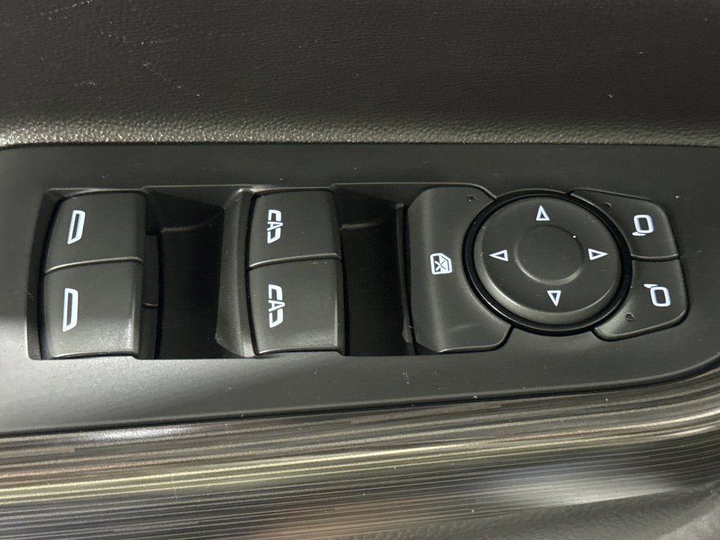 Used 2023 GMC Acadia SLT image 18