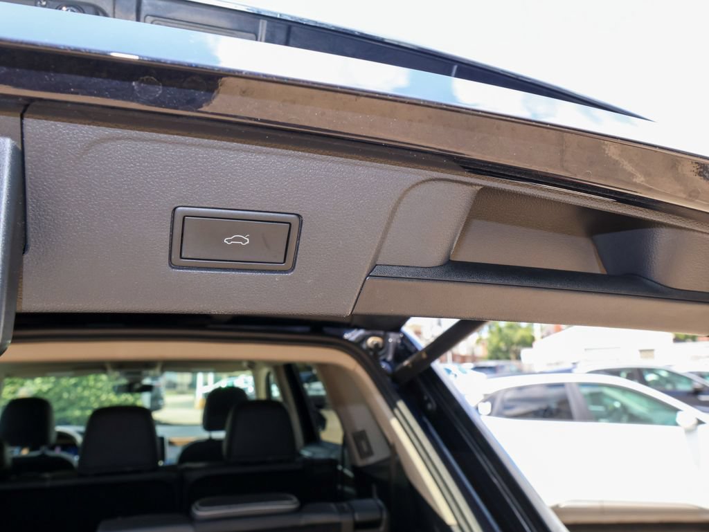 Used 2024 Volkswagen Atlas SE FWD image 10