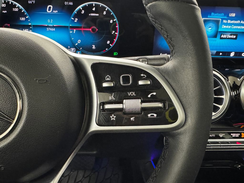 Used 2022 Mercedes-Benz GLB 250 GLB 250 w/ Premium Package Lite image 21