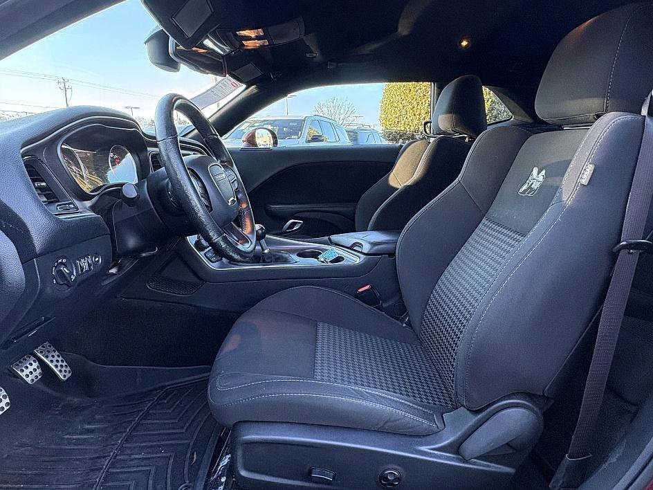 Used 2018 Dodge Challenger R/T Scat Pack image 9