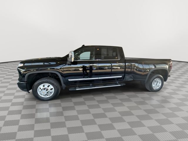 Certified 2026 Chevrolet Silverado 3500 High Country w/ High Country Premium Package AWD/4WD image 6