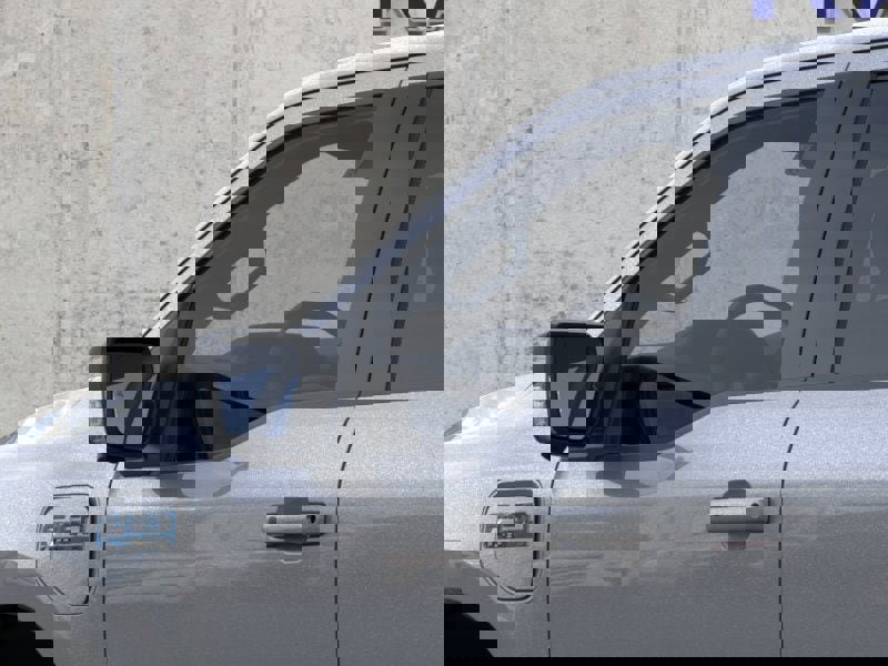 New 2025 Ford F150 Lightning Flash image 20