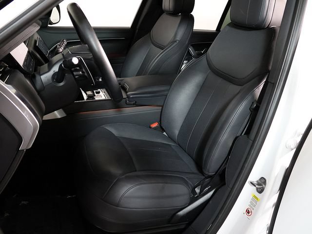 Used 2023 Land Rover Range Rover SE AWD/4WD image 4