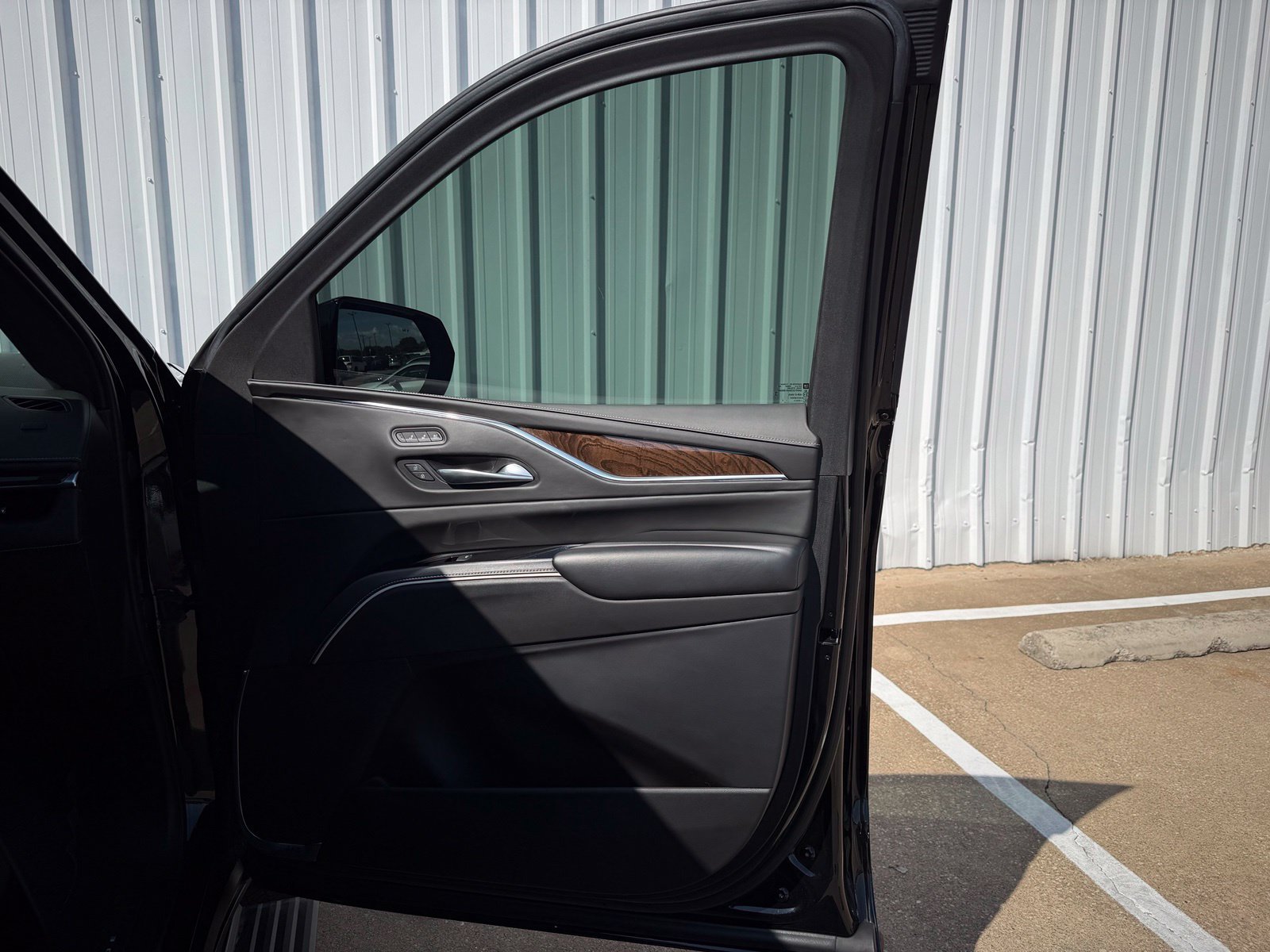 Used 2021 Cadillac Escalade Sport Platinum AWD/4WD image 40