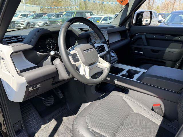 Used 2025 Land Rover Defender 110 S AWD/4WD image 17