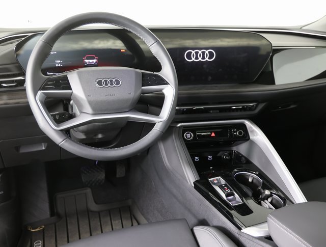 Used 2025 Audi Q5 Premium Plus image 11