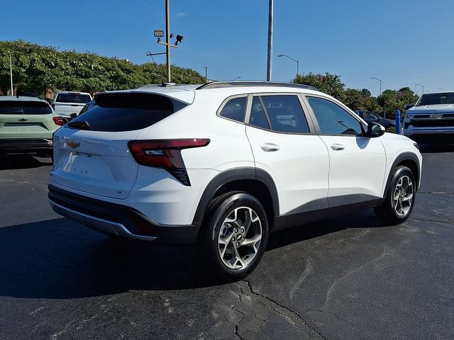 New 2026 Chevrolet Trax LT w/ Driver Confidence Package FWD image 6