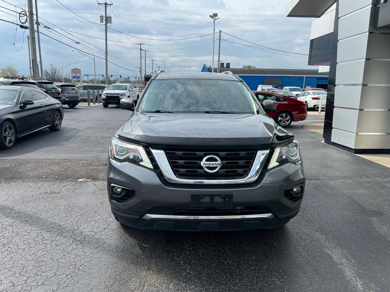 Used 2019 Nissan Pathfinder Platinum AWD/4WD image 8