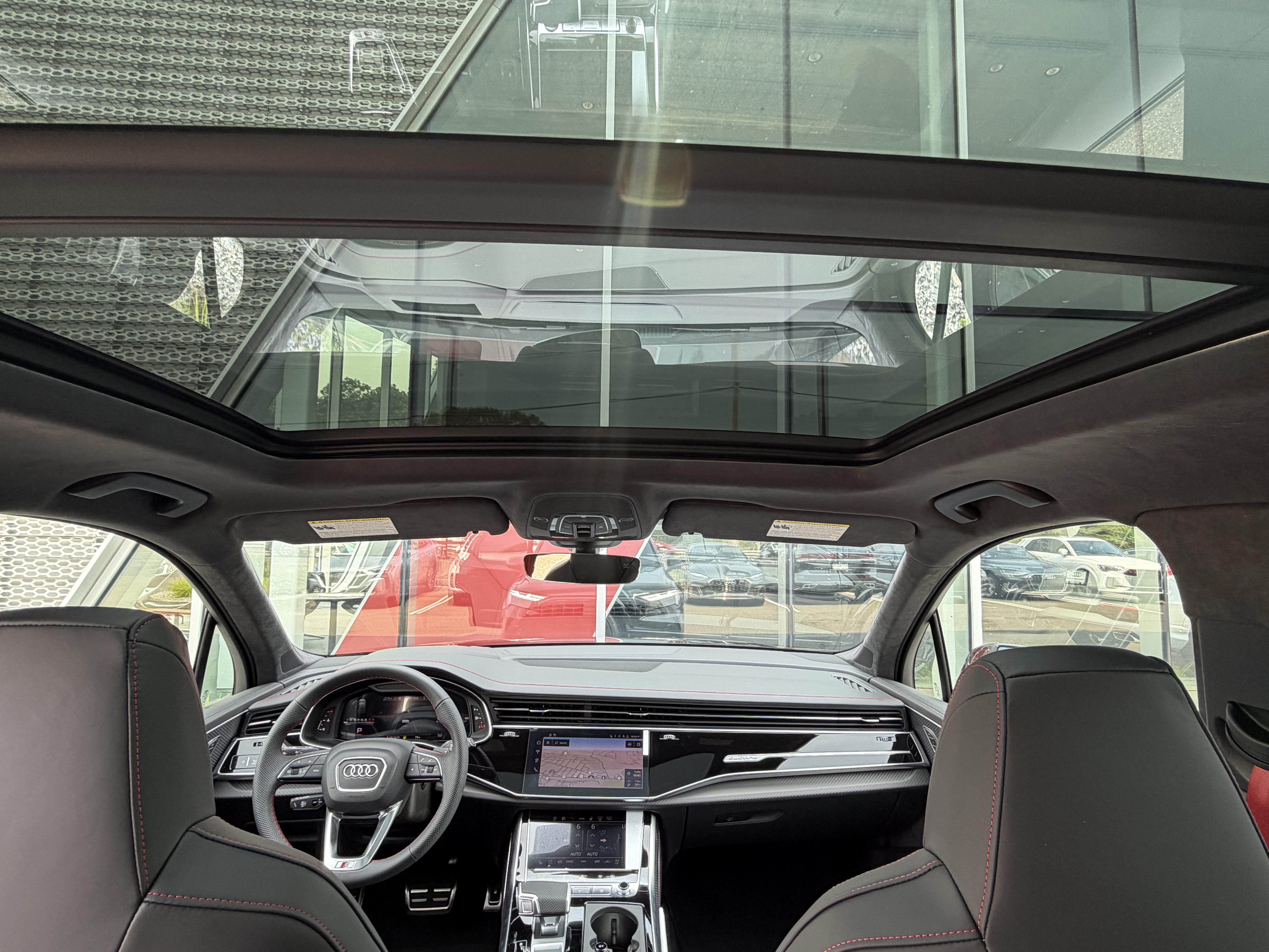 New 2026 Audi SQ7 Prestige AWD/4WD image 12