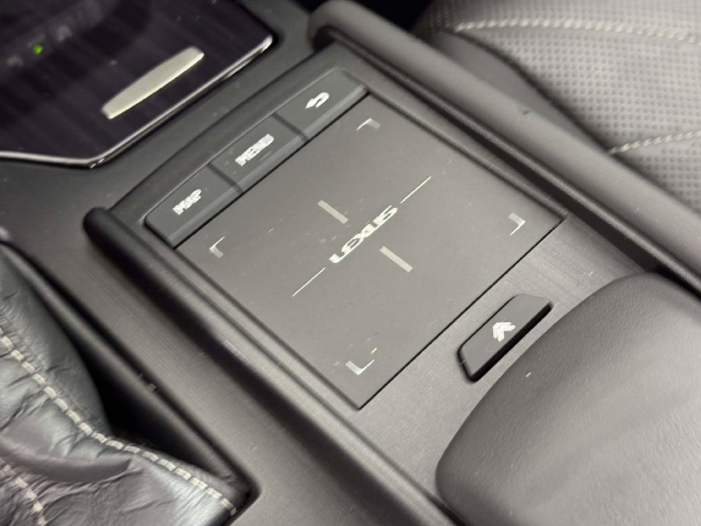 Used 2021 Lexus ES 300h w/ Accessory Package 2 FWD image 30