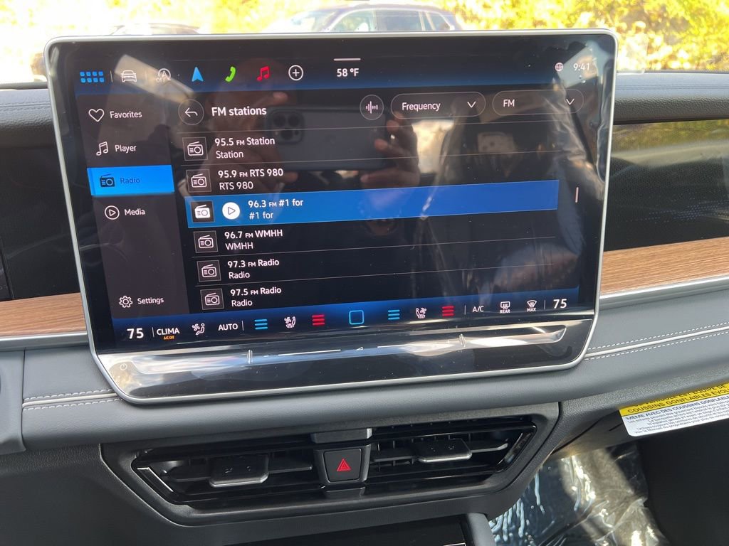 New 2026 Volkswagen Tiguan SEL R-Line image 25