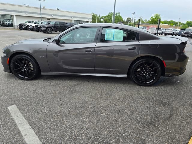Used 2023 Dodge Charger R/T w/ Navigation & Travel Group RWD image 27