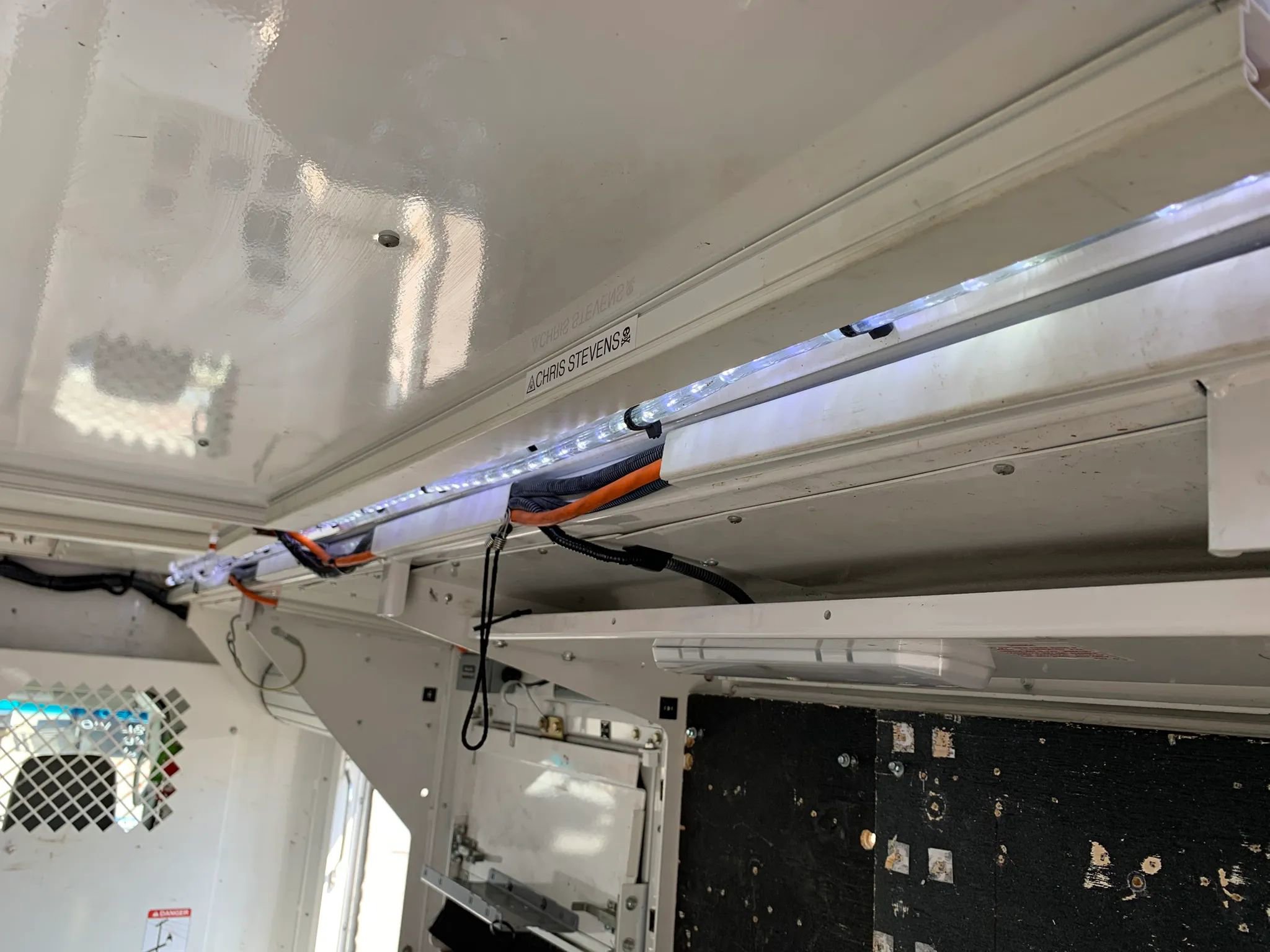 Used 2019 Ford E-350 and Econoline 350 Super Duty RWD image 41