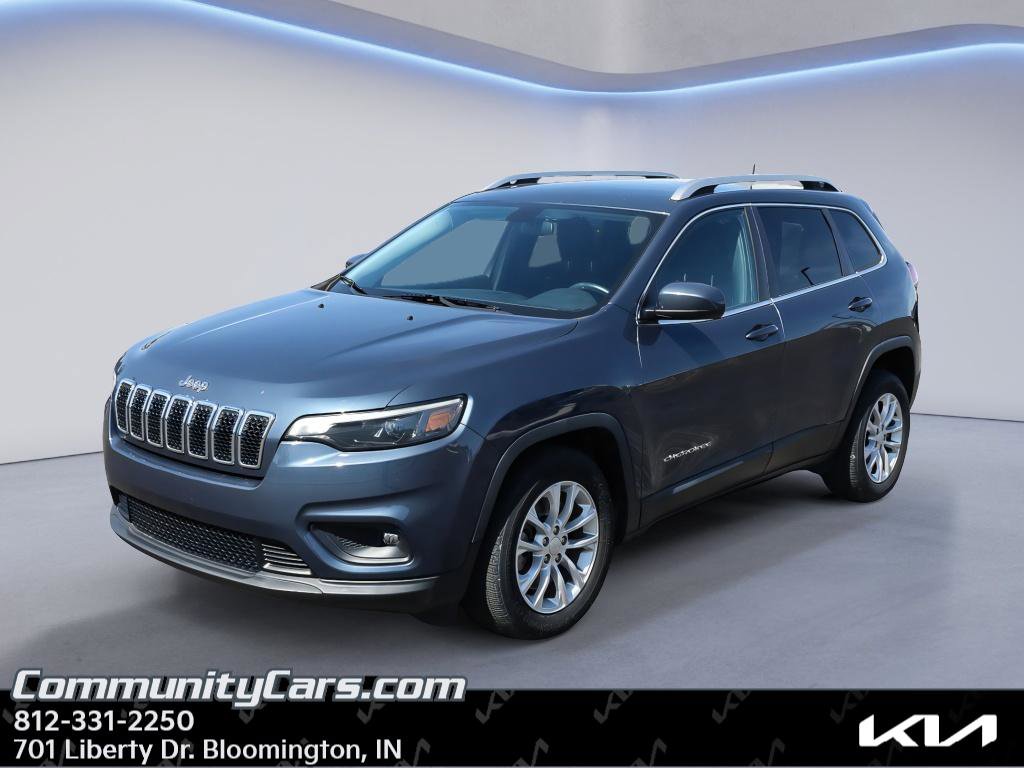 Used 2019 Jeep Cherokee Latitude w/ Cold Weather Group FWD image 1