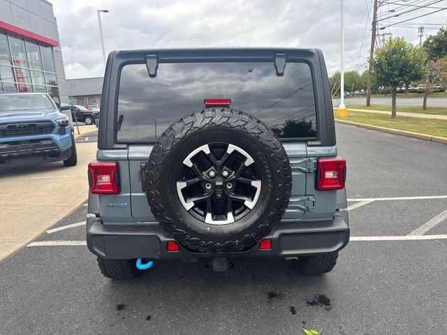 Used 2024 Jeep Wrangler Unlimited Rubicon 4xe w/ Convenience Group AWD/4WD image 4