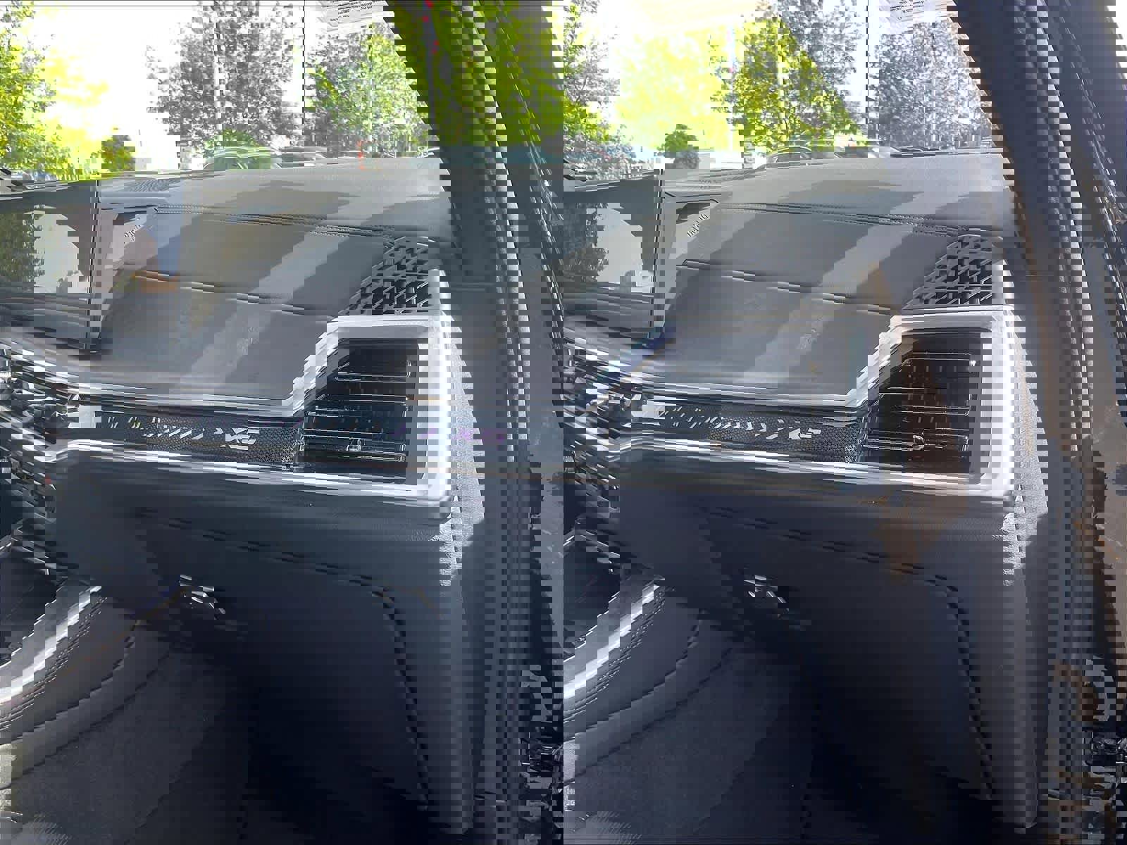 Used 2024 BMW X5 xDrive40i w/ Premium Package image 18