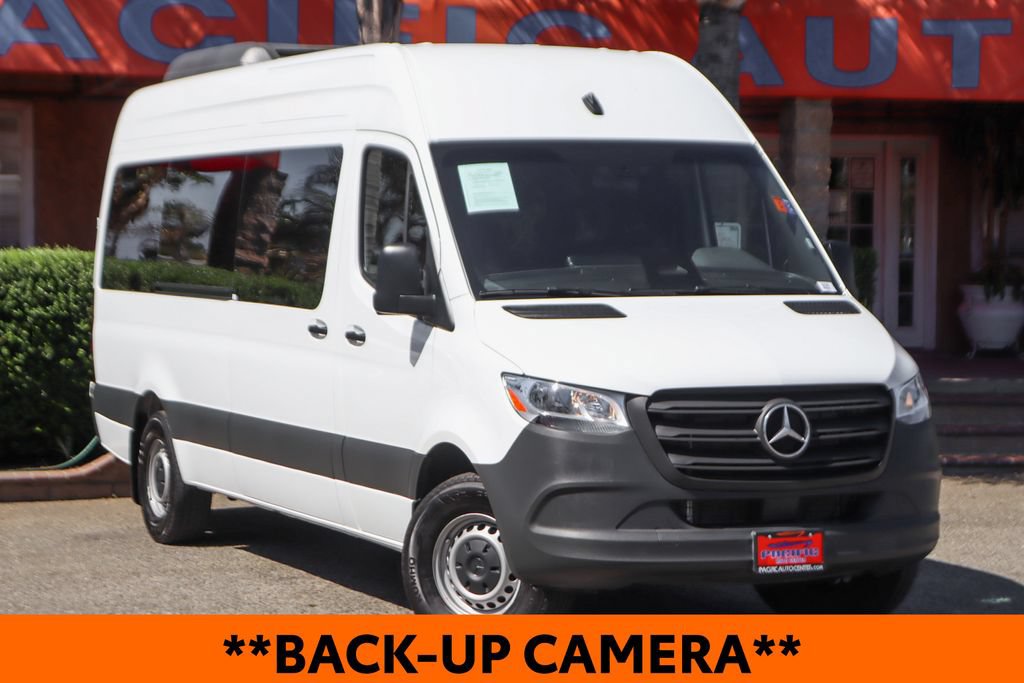 Used 2026 Mercedes-Benz Sprinter 2500 image 2