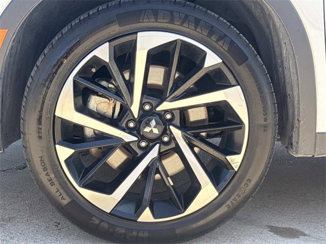 Used 2024 Mitsubishi Outlander SE image 6