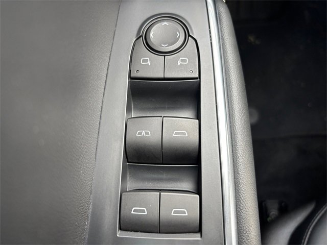 Used 2024 GMC Acadia Elevation image 17