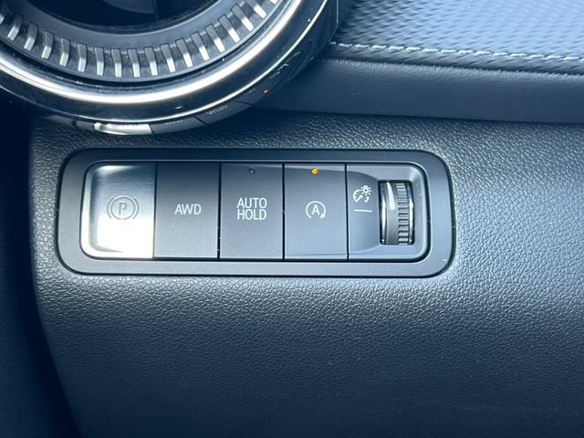 Used 2026 Chevrolet Equinox LT AWD/4WD image 16