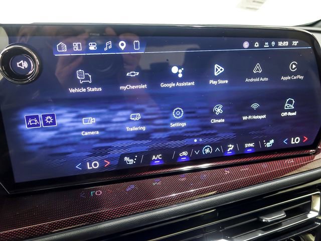 New 2026 Chevrolet Traverse Z71 w/ Driver Confidence Package AWD/4WD image 17