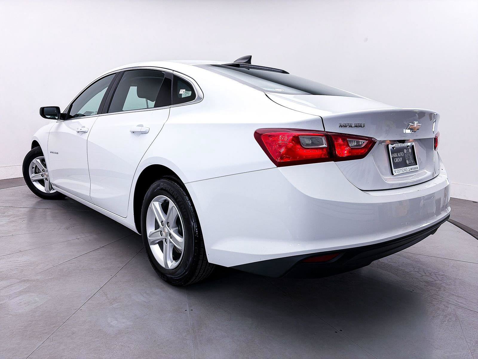 Used 2024 Chevrolet Malibu LS FWD image 3