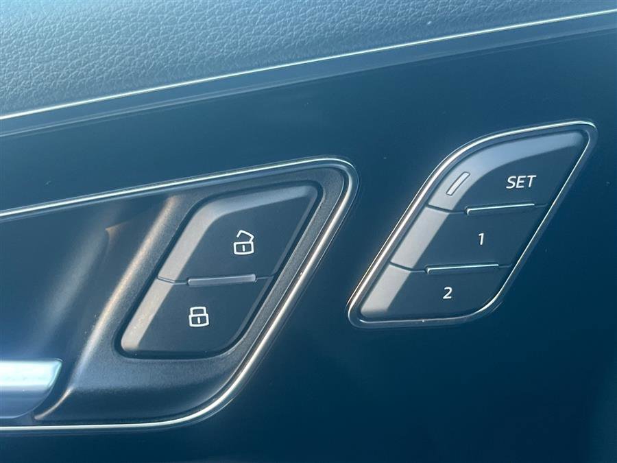 Used 2019 Audi Q7 3.0T Prestige w/ Prestige Package image 31