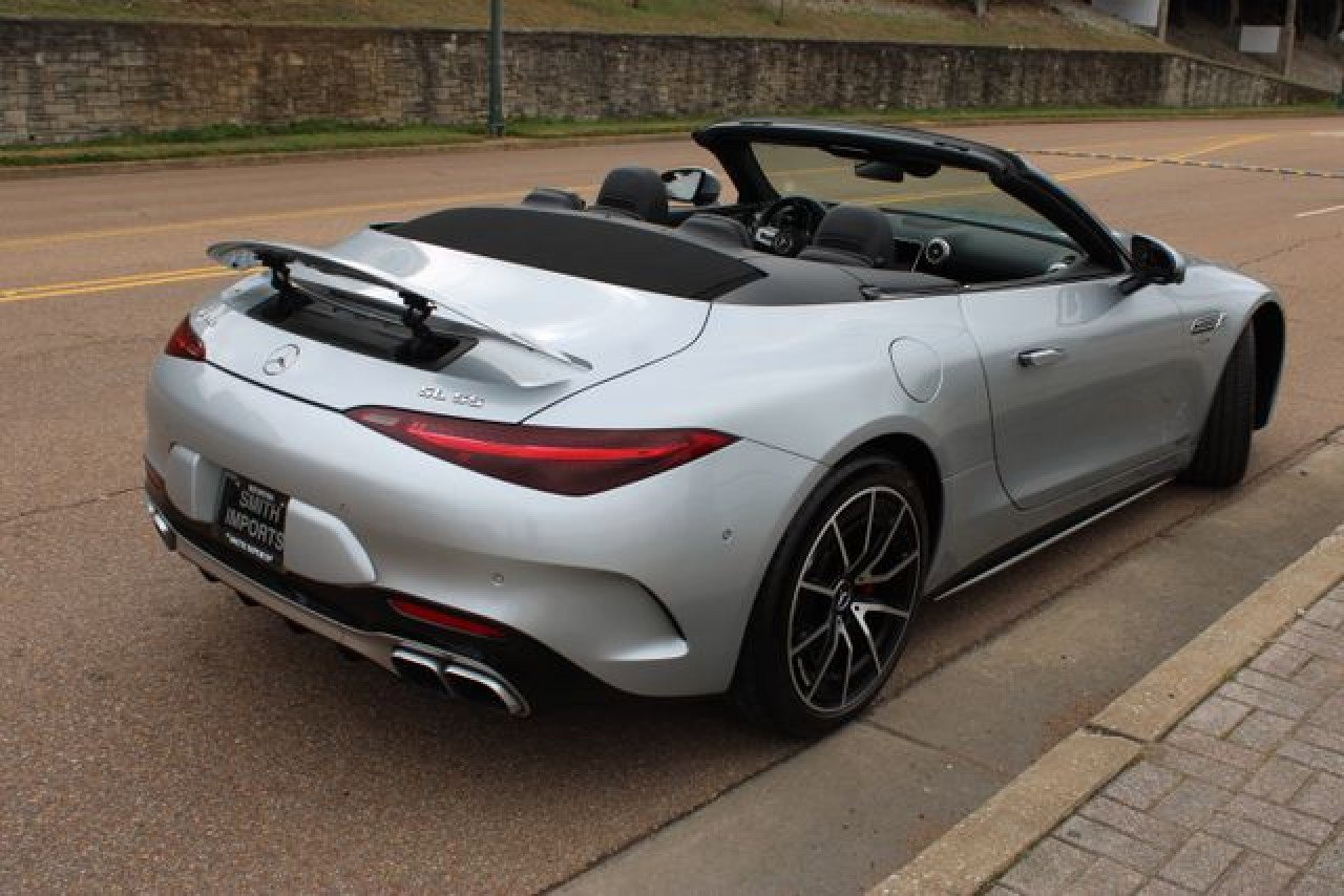 Used 2022 Mercedes-Benz SL 55 AMG 4MATIC image 6