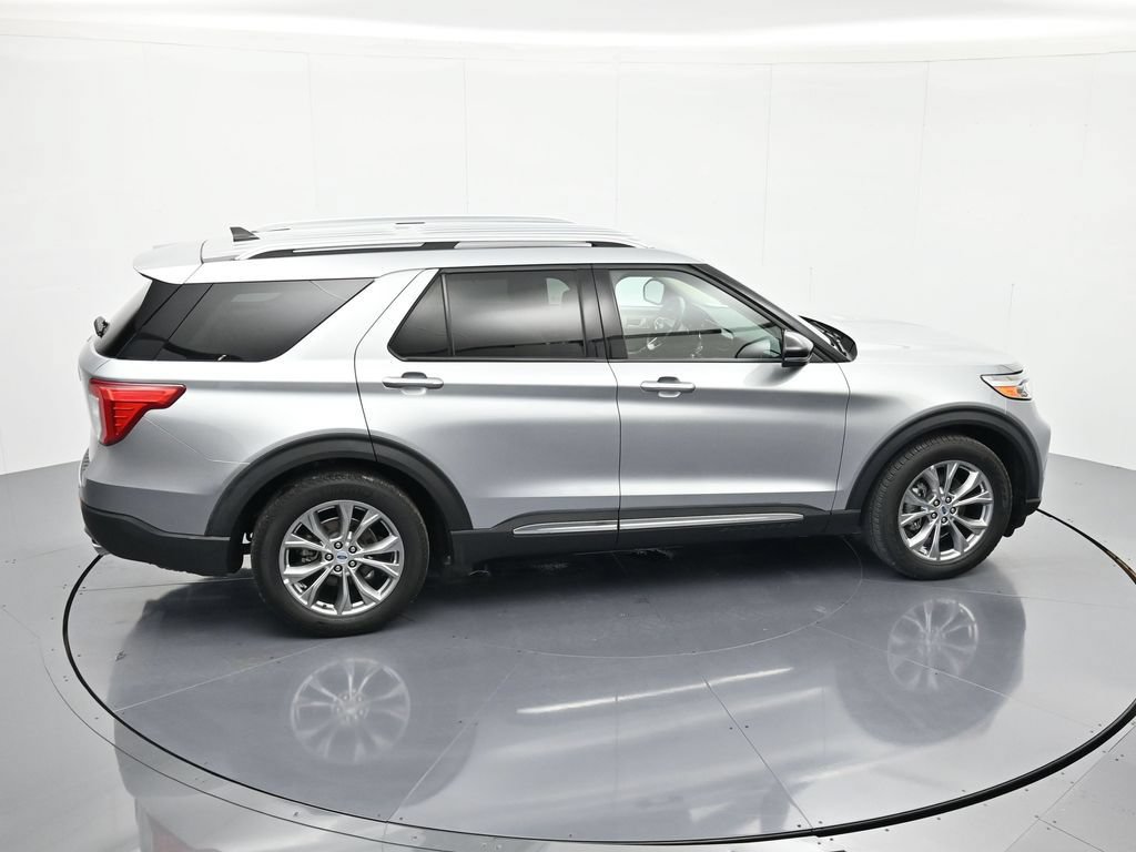 Certified 2023 Ford Explorer Limited w/ Equipment Group 301A RWD image 32