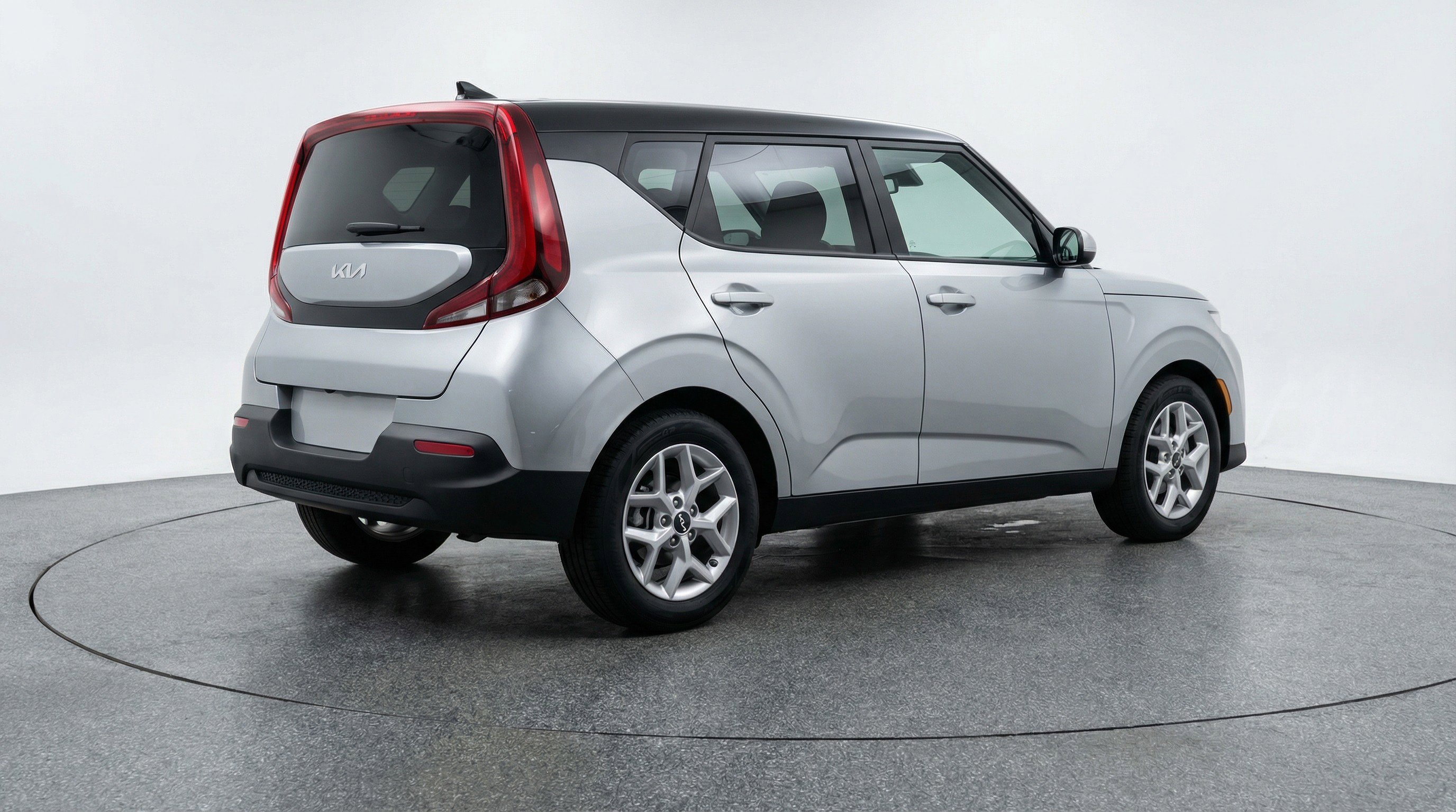 Used 2025 Kia Soul LX w/ LX Technology Package image 9