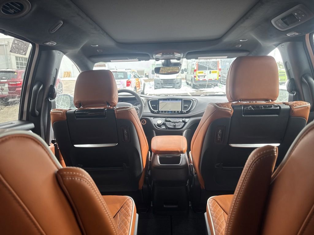 New 2026 Chrysler Pacifica Pinnacle image 37