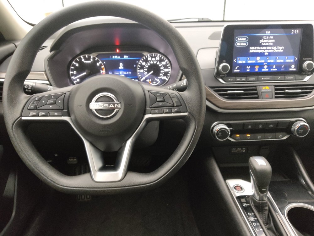 Used 2024 Nissan Altima 2.5 SV image 22