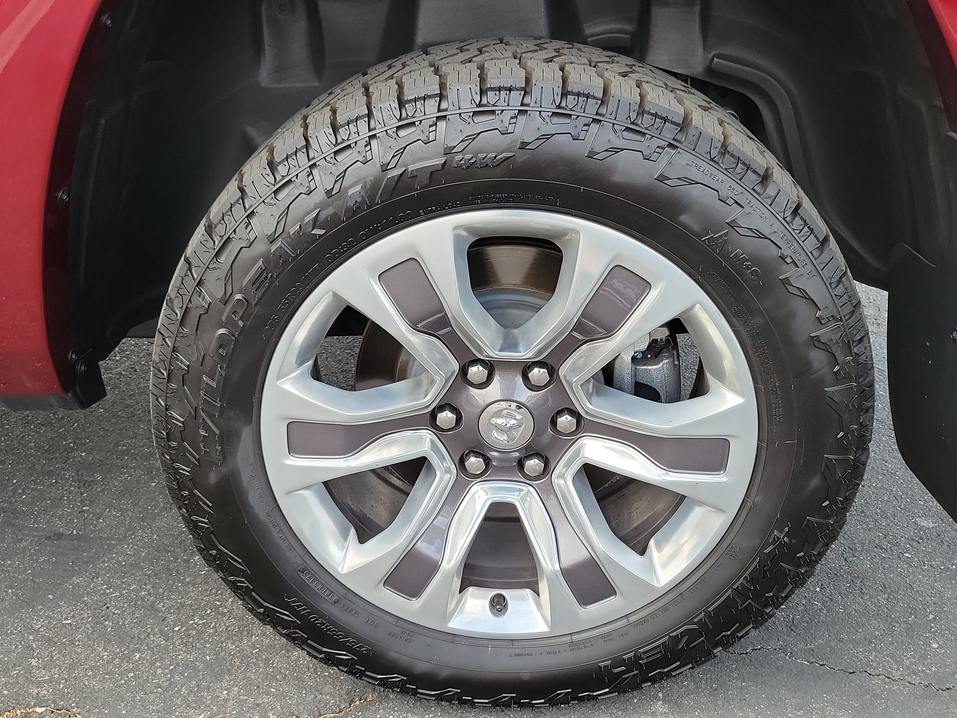 Used 2024 RAM 1500 Limited AWD/4WD image 3