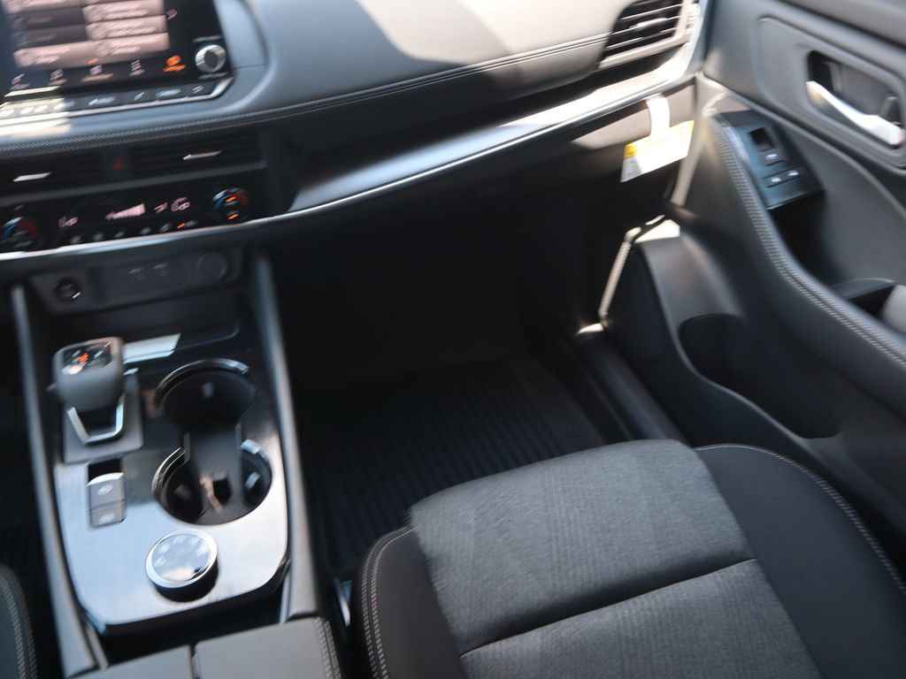 New 2026 Nissan Rogue SV image 12