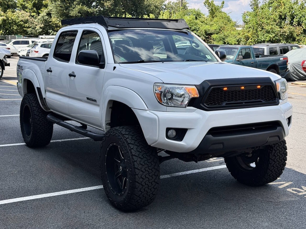 Used 2014 Toyota Tacoma PreRunner w/ TRD Off-Road Package RWD image 3