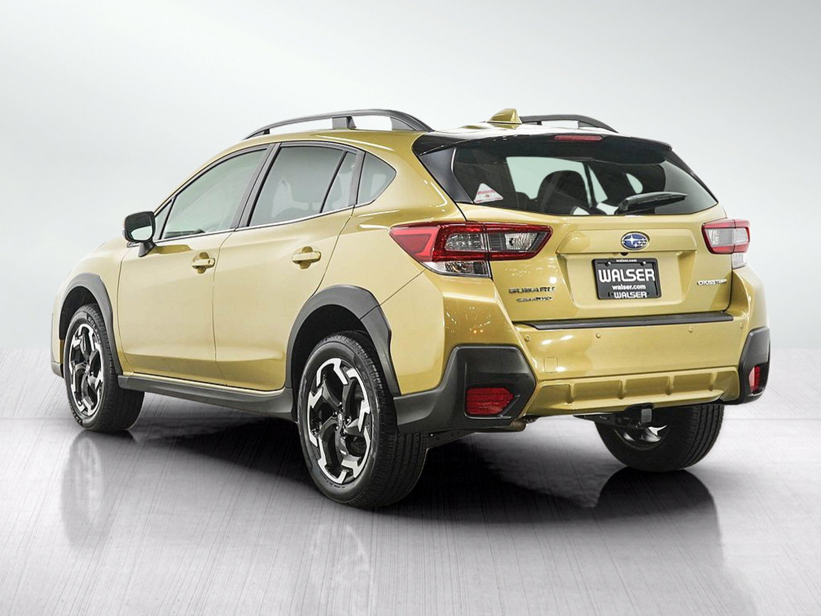 Used 2021 Subaru Crosstrek 2.5i Limited w/ Moonroof Package 2 AWD/4WD image 3