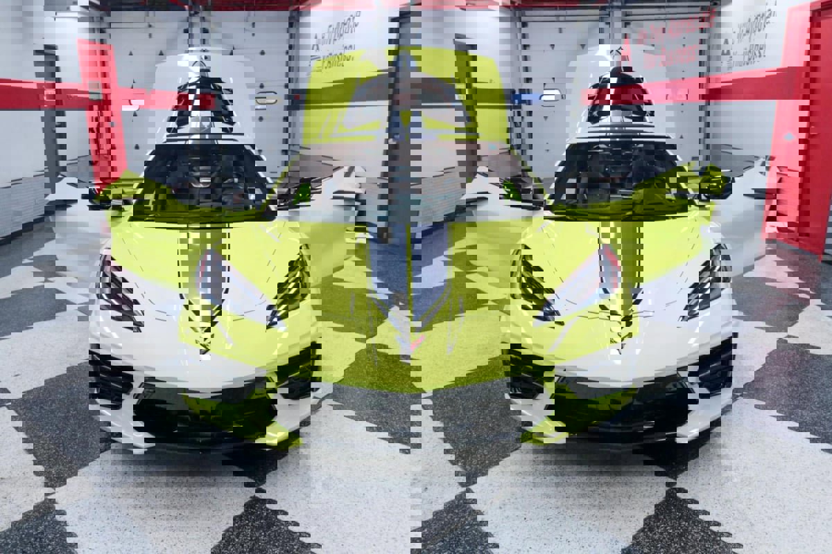 Used 2022 Chevrolet Corvette Stingray Premium Cpe w/ Z51 Performance Package image 39