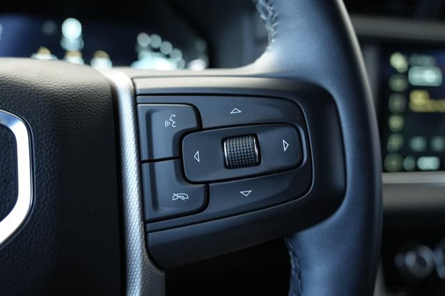 Used 2024 GMC Yukon Denali AWD/4WD image 24