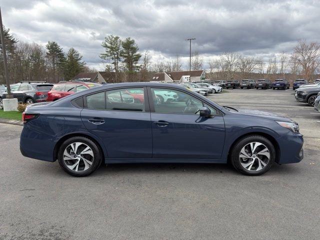 Used 2025 Subaru Legacy Premium image 4