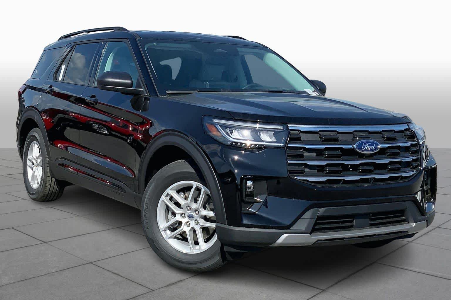 New 2026 Ford Explorer Active w/ Active Comfort Package RWD image 2