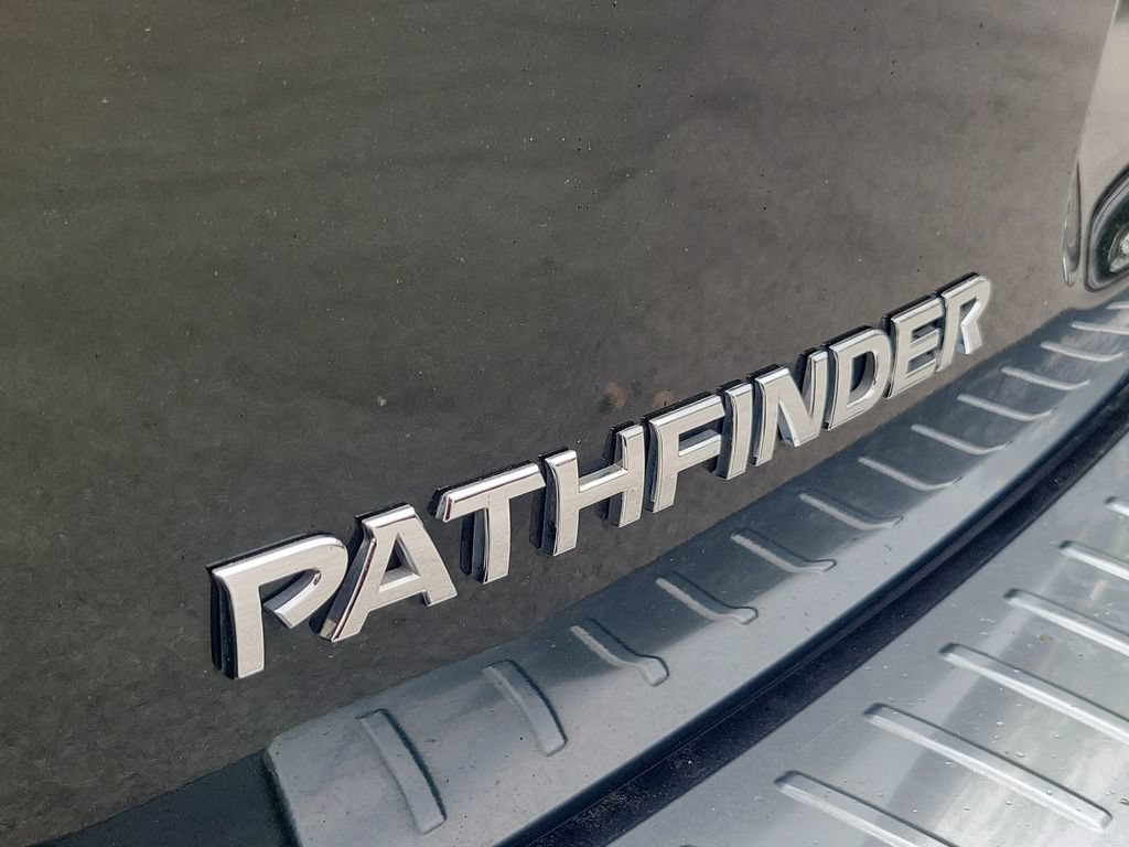 Used 2019 Nissan Pathfinder Platinum w/ Cargo Package AWD/4WD image 7