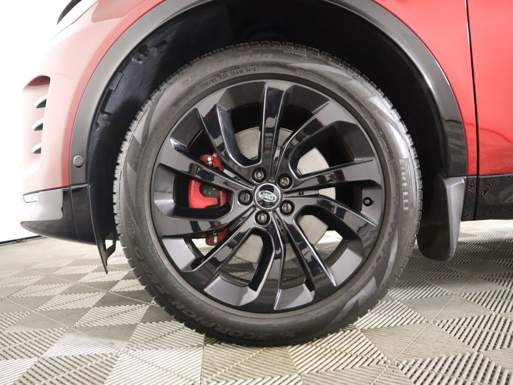 Certified 2024 Land Rover Discovery Sport Dynamic SE image 29