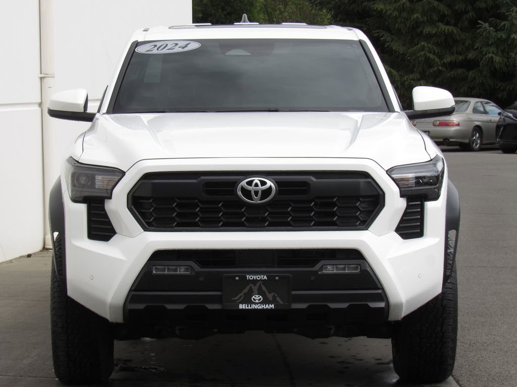 Certified 2024 Toyota Tacoma TRD Off-Road w/ TRD Off Road Upgrade Package AWD/4WD image 3