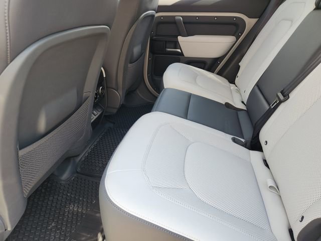 New 2026 Land Rover Defender 110 X AWD/4WD image 29