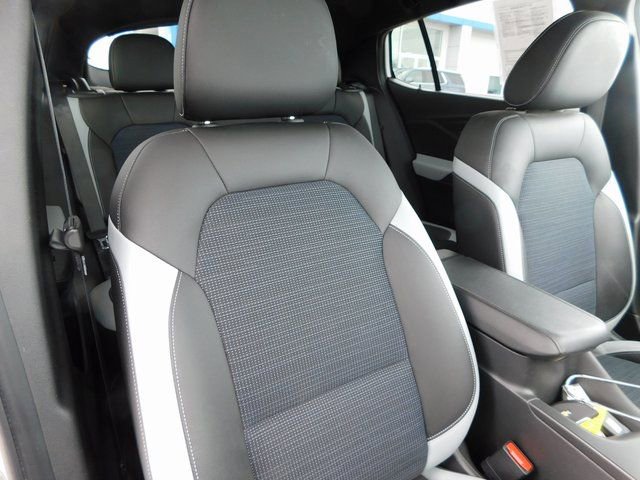 Used 2024 Buick Envista Preferred w/ Convenience I Package image 19